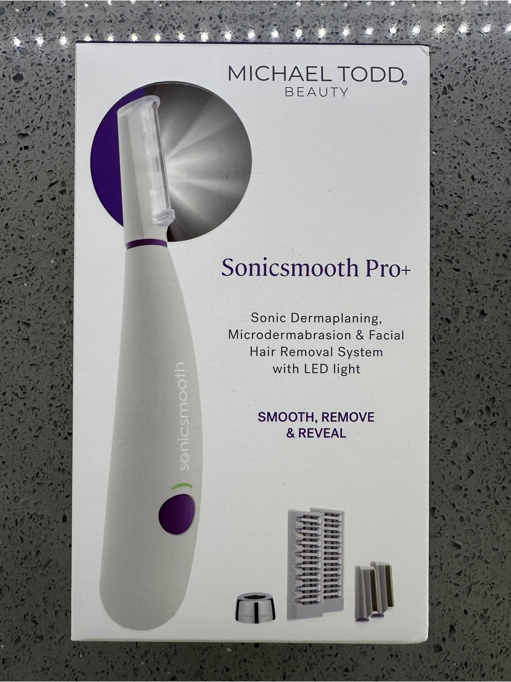 Michael Todd Beauty Sonicsmooth Pro+ Dermaplaning & Microdermabrasion System - Picture 2 of 7